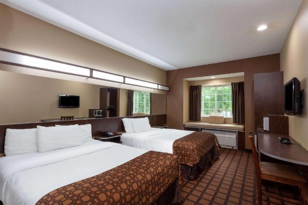 Microtel Inn & Suites By Wyndham Columbia/At Fort Jackson image 16