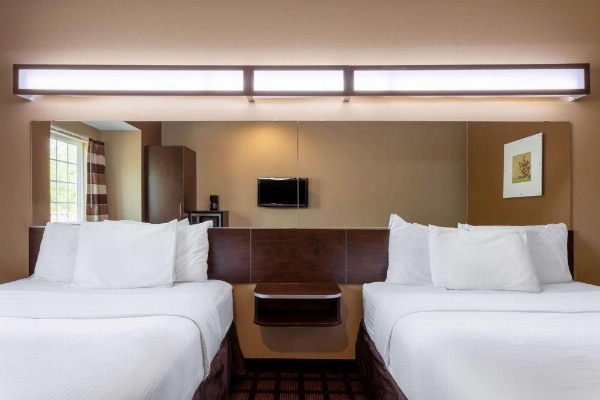 Microtel Inn & Suites By Wyndham Columbia/At Fort Jackson image 8